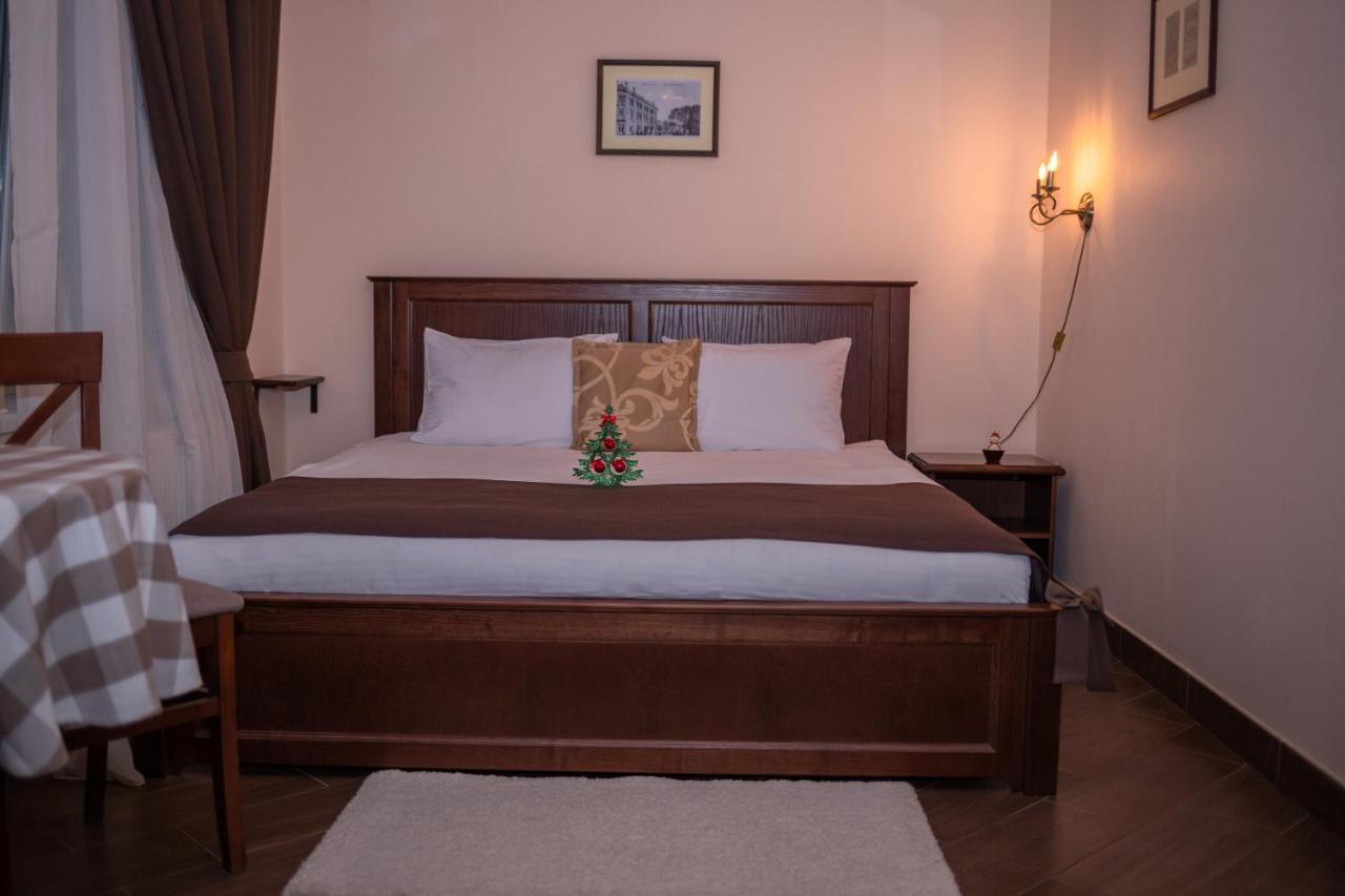Ekaterinoslav Hotel นิปโปร ภายนอก รูปภาพ
