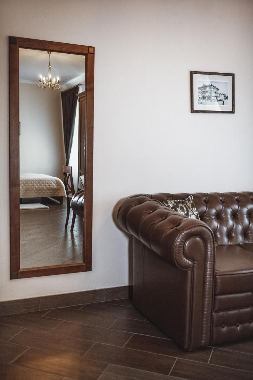 Ekaterinoslav Hotel นิปโปร ภายนอก รูปภาพ